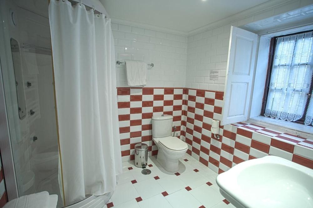 Altamira Hotel